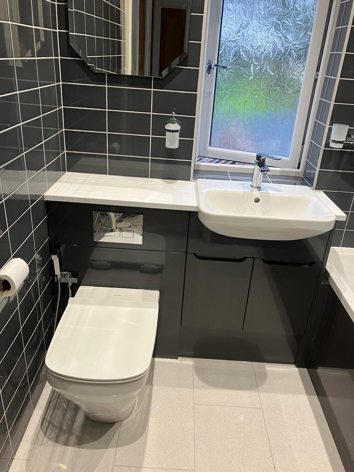 Bathroom fitting near Northampton – Aqualisa & Karndean