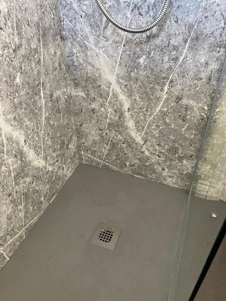 Low level shower room near Bedford (7)