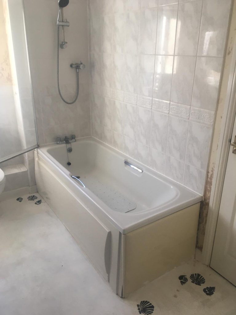 Low level shower room near Bedford – Utopia furniture (2)
