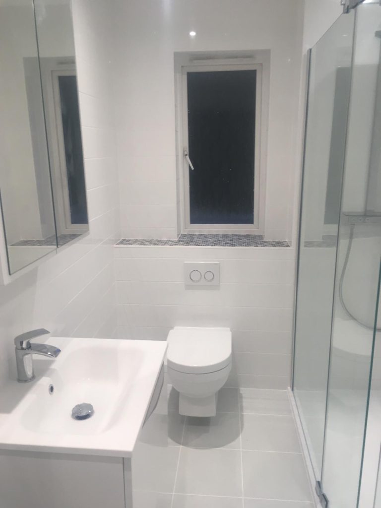 Low level shower room near Bedford – Utopia furniture (5)