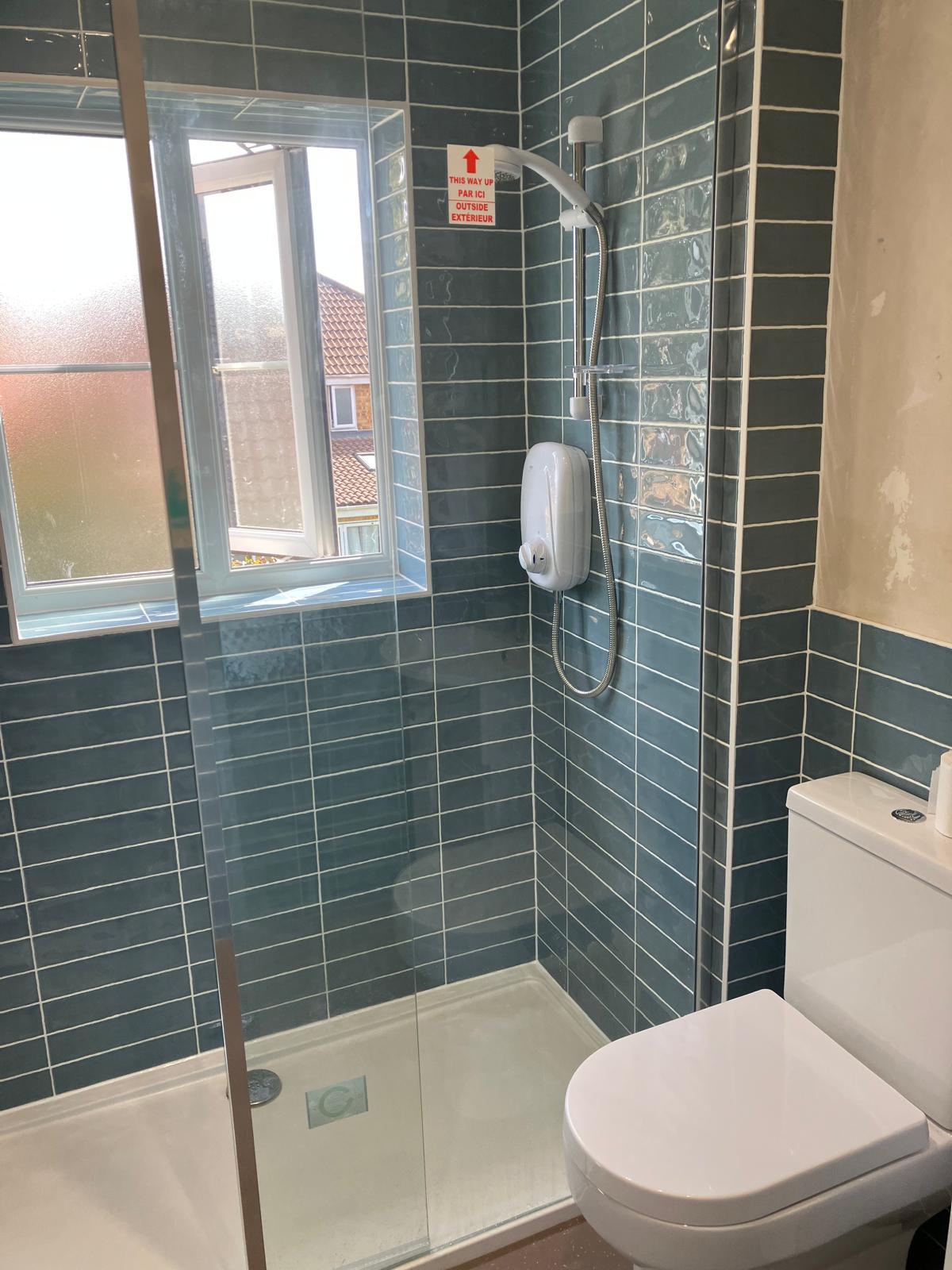 Low level shower room near Northampton – Altro safety flooring (6)
